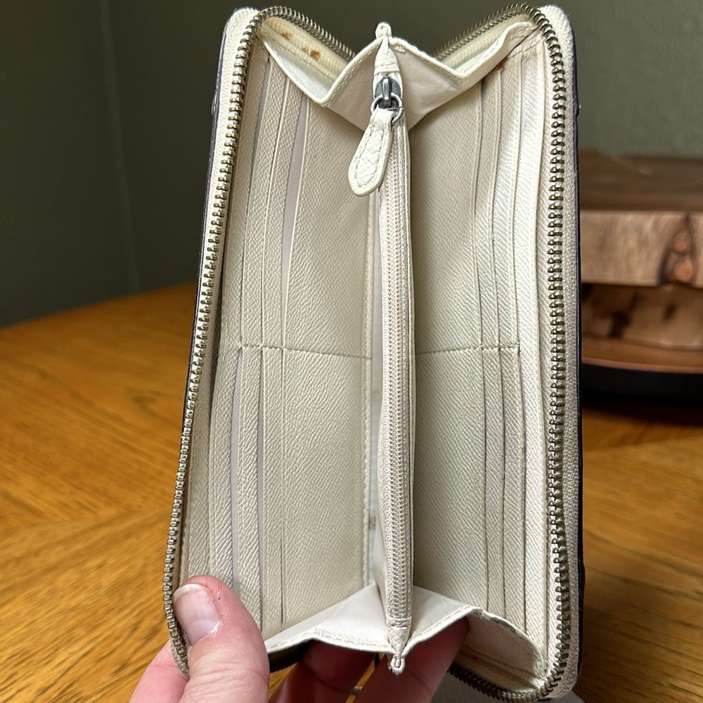 COACH Mickie Accordion Wallet in Grain Leather - Picture 10 of 16